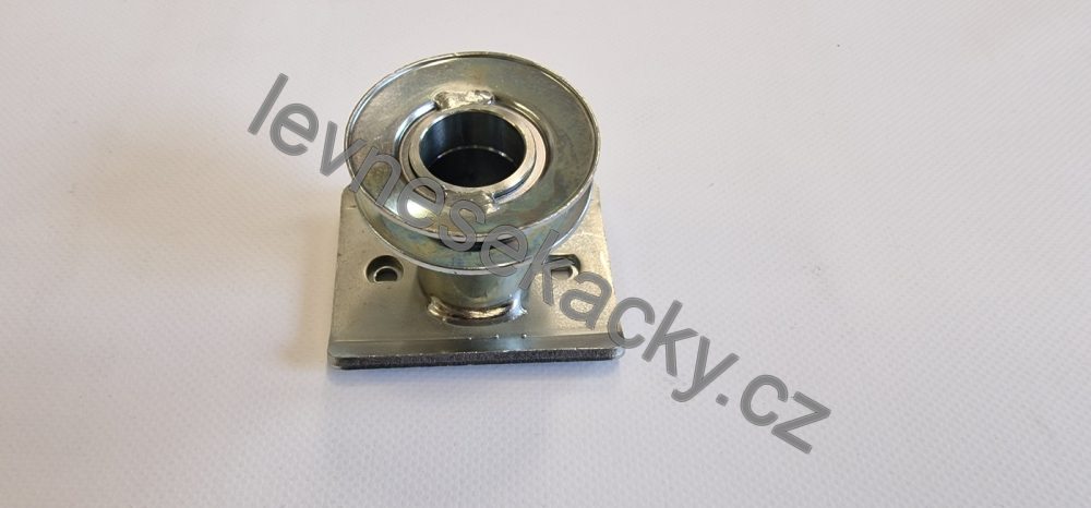 Attaque de couteau avec Fieldmann FZR 4615-20BES