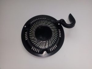 Starter pentru tractorul de tuns iarba Vega începând cu anul 2012, motoare OHV de 139, 173, 196 cm³ - rotund Ø 210 mm 