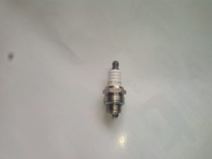 Bujie pentru toate ferăstraiele și motocoasele Güde
